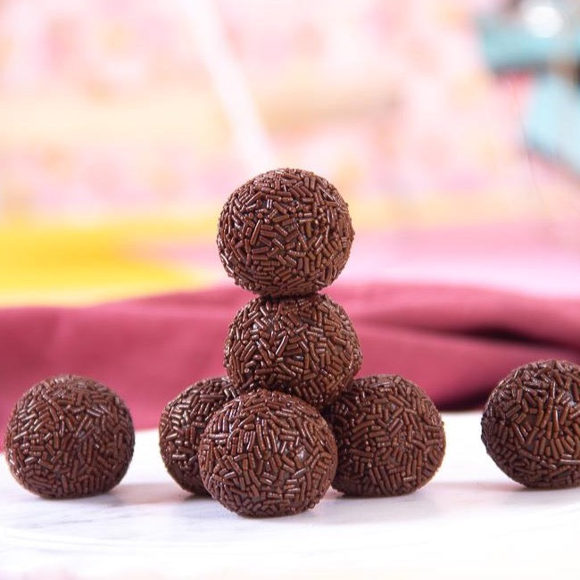 SAUDADE - Classic Milk Chocolate Brigadeiros